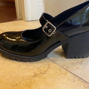 Dirty Laundry Lita Mary Jane Shoe